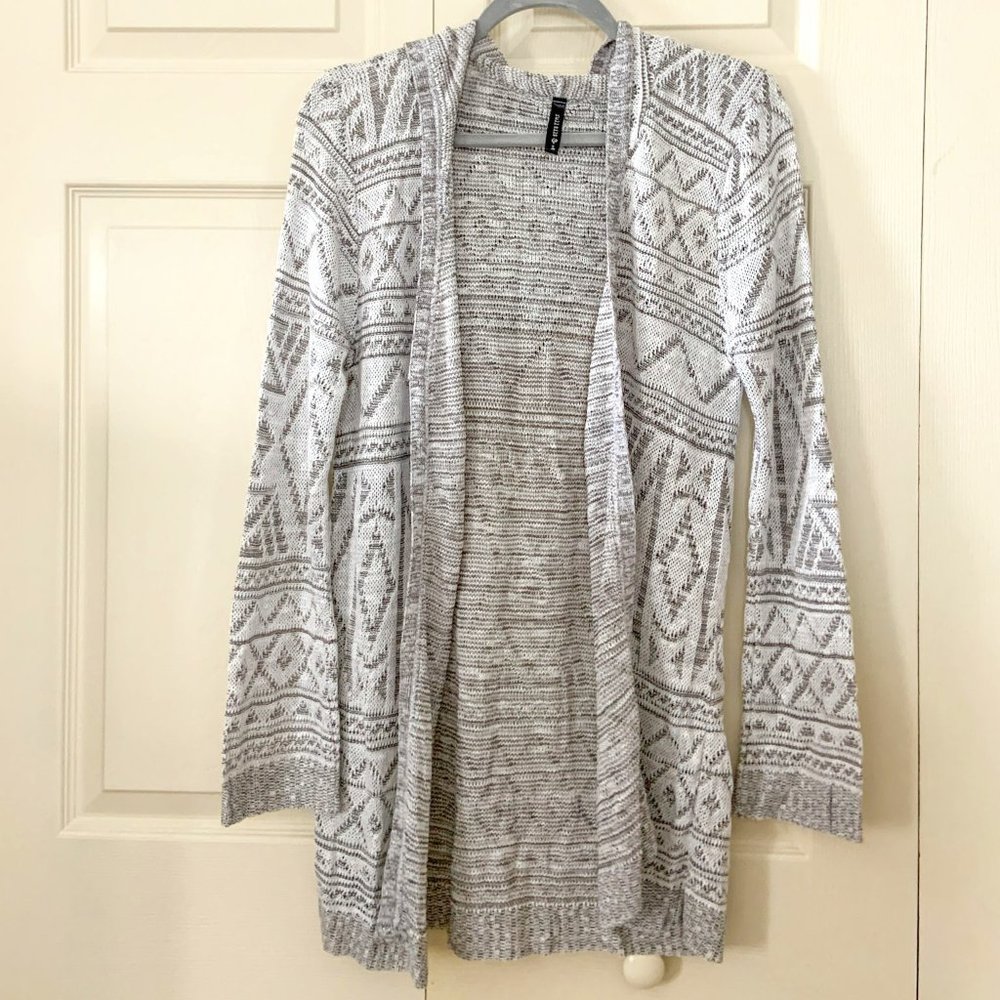L Hooded Grey Duster Sweater with Neutral design